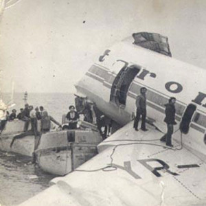 Epava avionului Tupolev 154 al companiei Tarom care s-a prabusit pe coasta Mauritaniei datorita unui dispozitiv de ghidaj defect de pe aeroport (Foto:  romanian-spotters.forumer.ro)