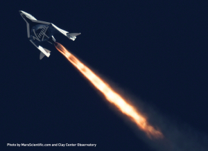 SpaceShipTwo in timpul unui zbor in 2013 (Credit: NASA)